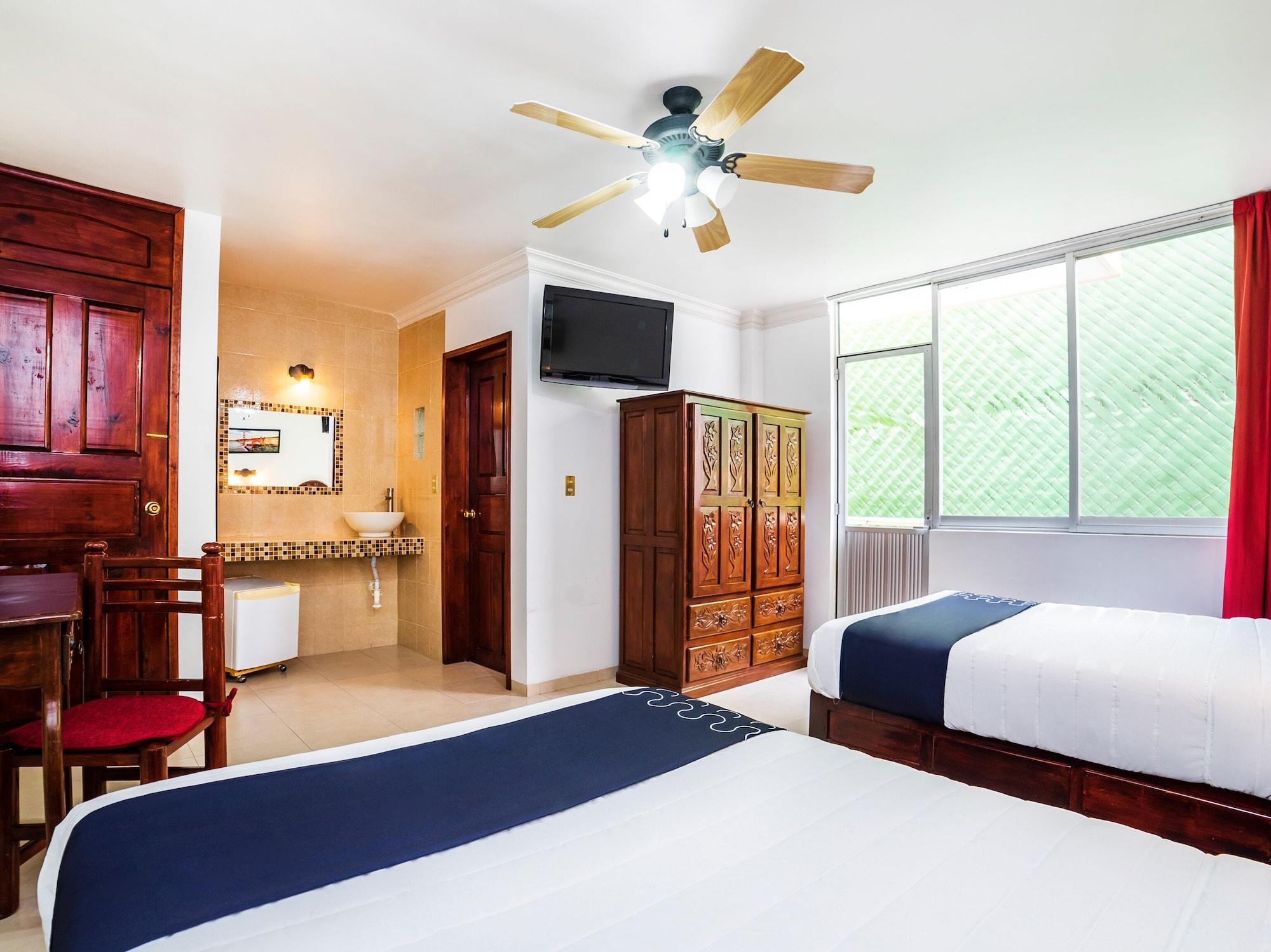 Hotel Hc เคลาญา ภายนอก รูปภาพ